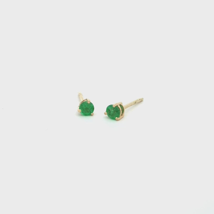 Emerald earring 0.10 ct | Gold Earrings | Marquisse Jewelry