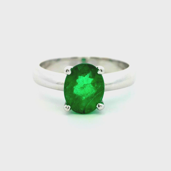 Emerald 7x5 Solitaire Ring | 18kt Gold Rings | Marquisse Jewelry